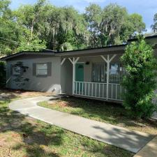 House-wash-and-concrete-cleaning-in-Casselberry-Florida 6