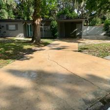 House-wash-and-concrete-cleaning-in-Casselberry-Florida 4